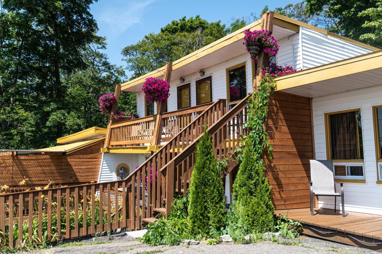Motel Ile D'Orleans Sainte-Petronille Экстерьер фото