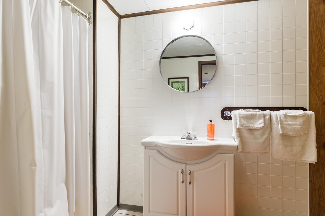 Motel Ile D'Orleans Sainte-Petronille Экстерьер фото