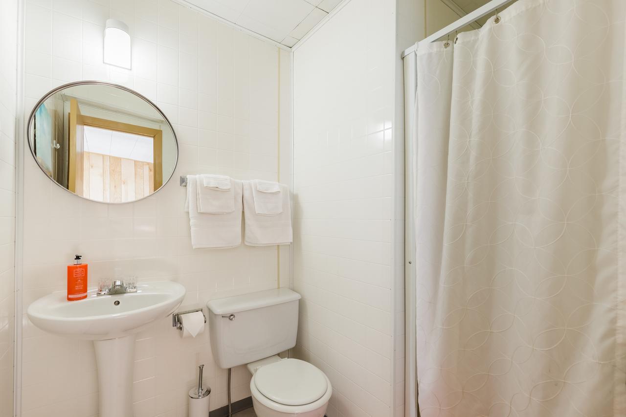 Motel Ile D'Orleans Sainte-Petronille Экстерьер фото